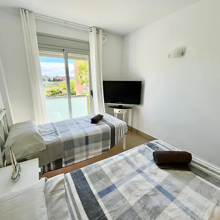 New! Con 2 Piscinas, Parque Infantil, A 1 Min De La Playa Apartment